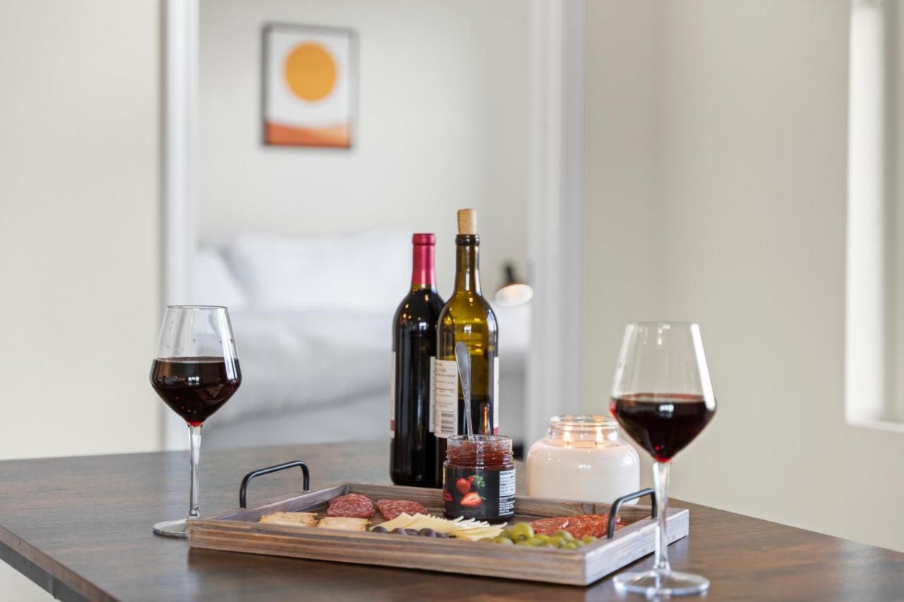 Luxury Retreat - King Beds, Hot Tub, & Pool - Family & Remote Work Friendly Apartment